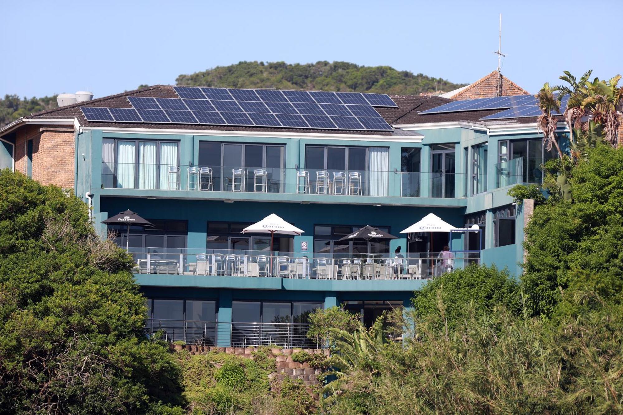 Blue Lagoon Hotel And Conference Centre Ист-Лондон Экстерьер фото